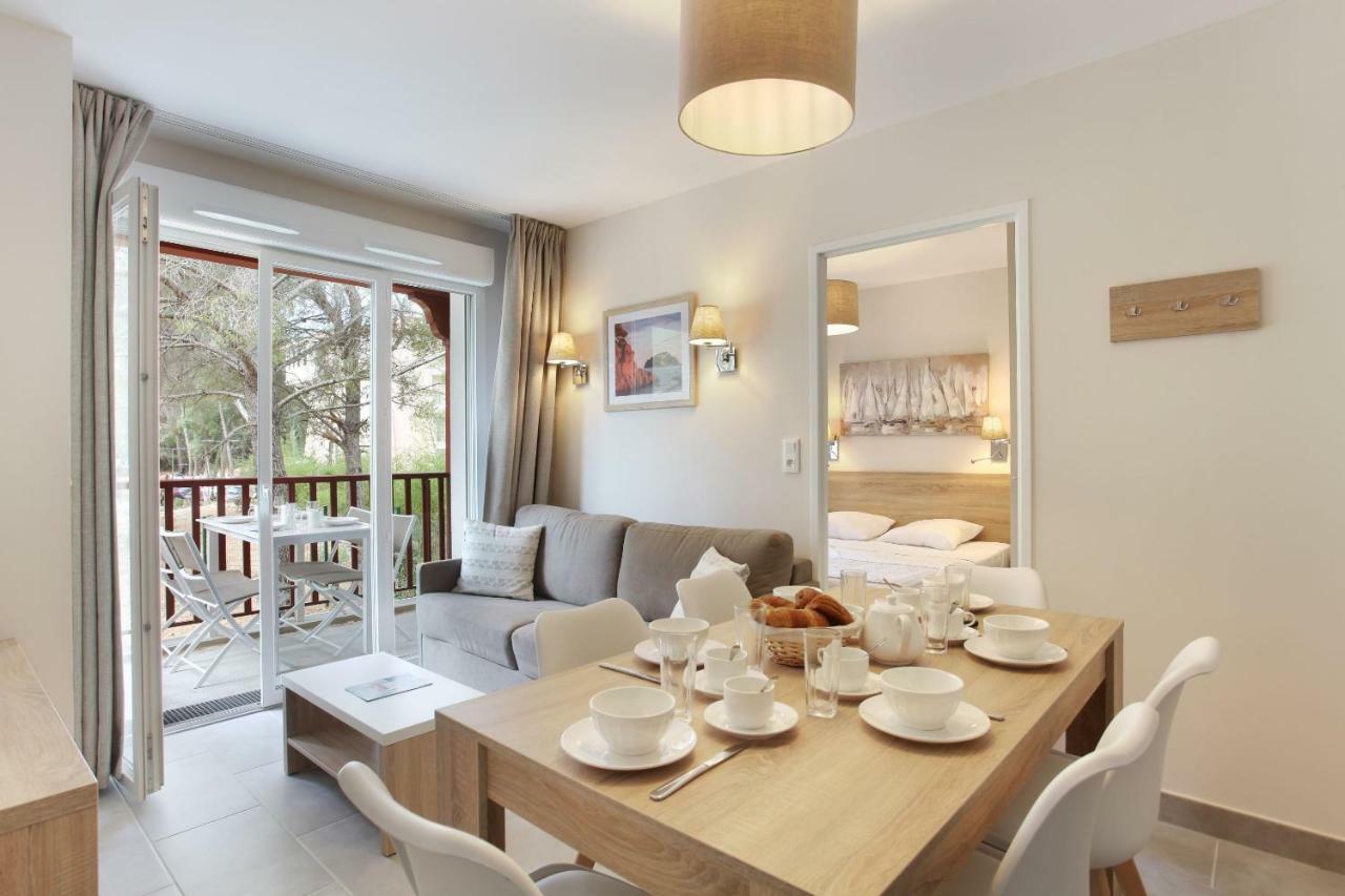 Residence Prestige Odalys Les Canissons 카발레르쉬르메르 외부 사진