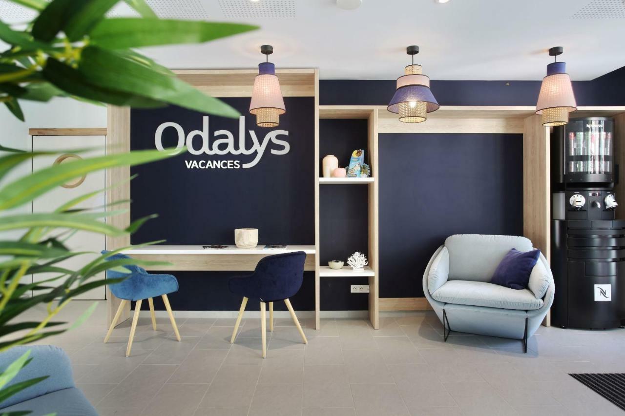 Residence Prestige Odalys Les Canissons 카발레르쉬르메르 외부 사진