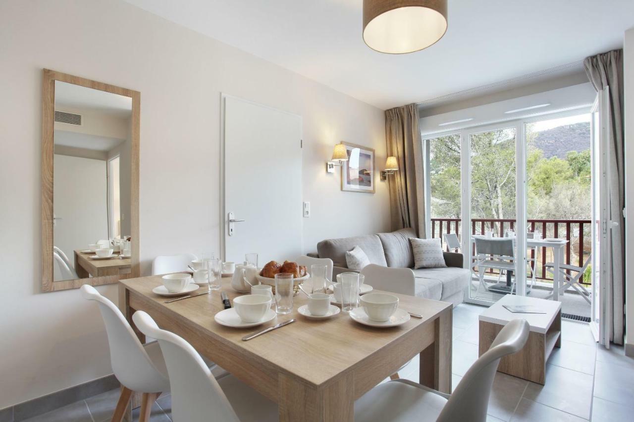 Residence Prestige Odalys Les Canissons 카발레르쉬르메르 외부 사진